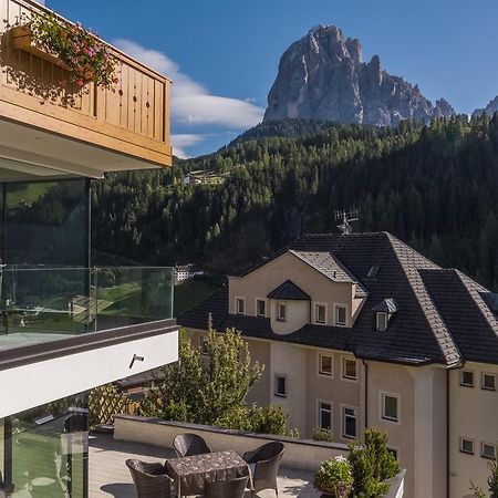 Hotel Garni Gardena - Appartments Santa Cristina Val Gardena Eksteriør bilde
