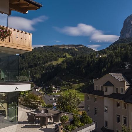 Hotel Garni Gardena - Appartments Santa Cristina Val Gardena Eksteriør bilde