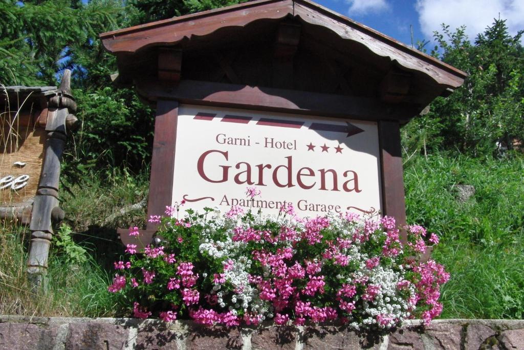 Hotel Garni Gardena - Appartments Santa Cristina Val Gardena Eksteriør bilde