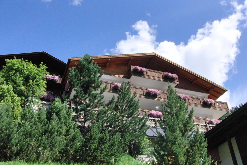 Hotel Garni Gardena - Appartments Santa Cristina Val Gardena Eksteriør bilde