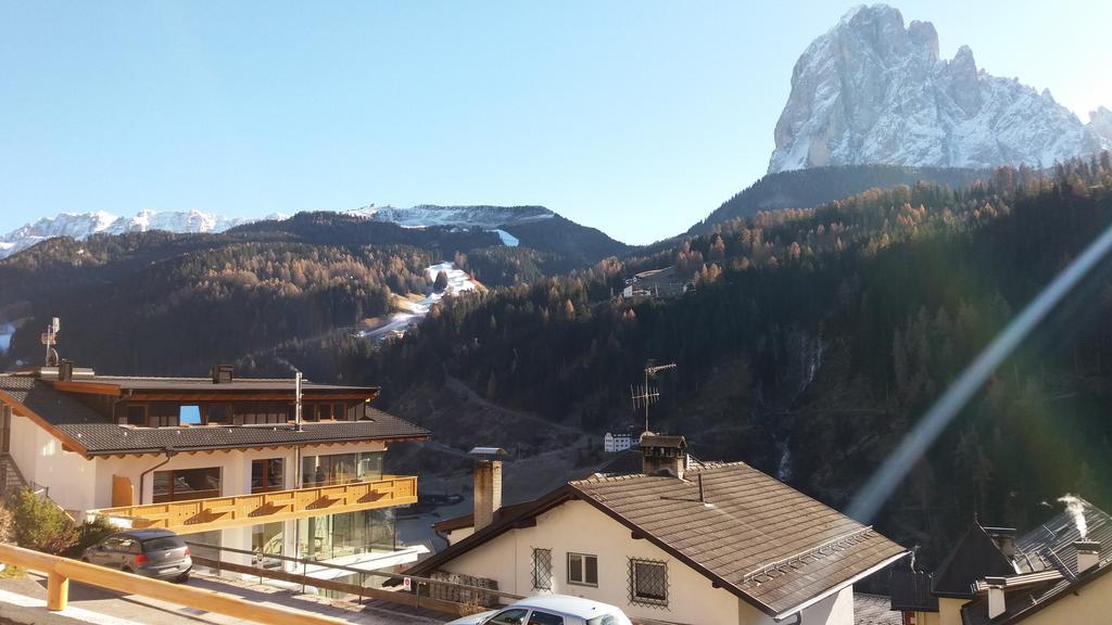 Hotel Garni Gardena - Appartments Santa Cristina Val Gardena Eksteriør bilde