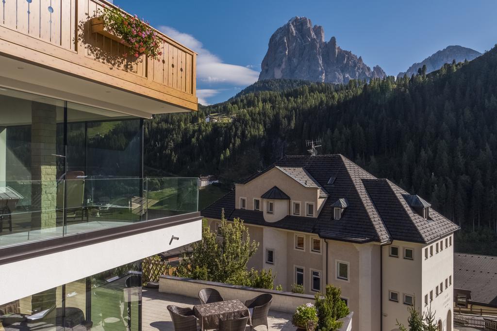 Hotel Garni Gardena - Appartments Santa Cristina Val Gardena Eksteriør bilde